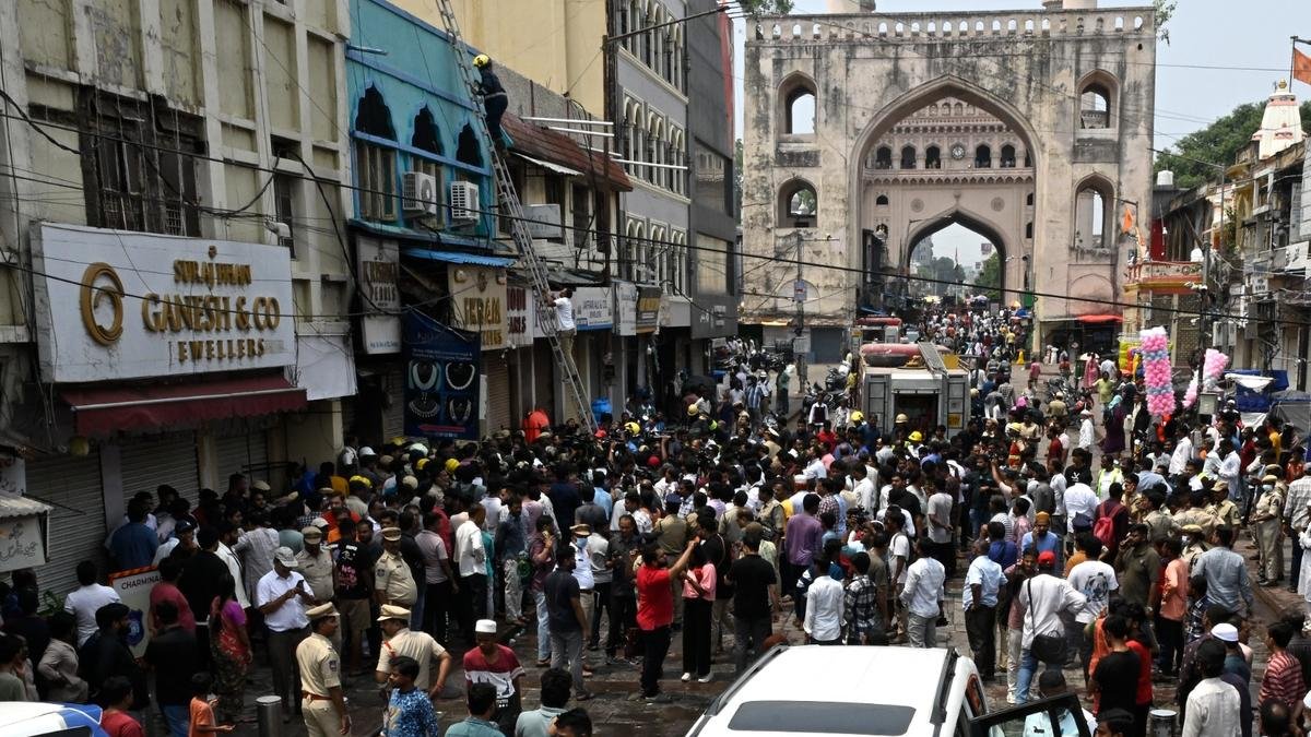 17 Dead, Including 8 Children, in Gulzar Houz Blaze